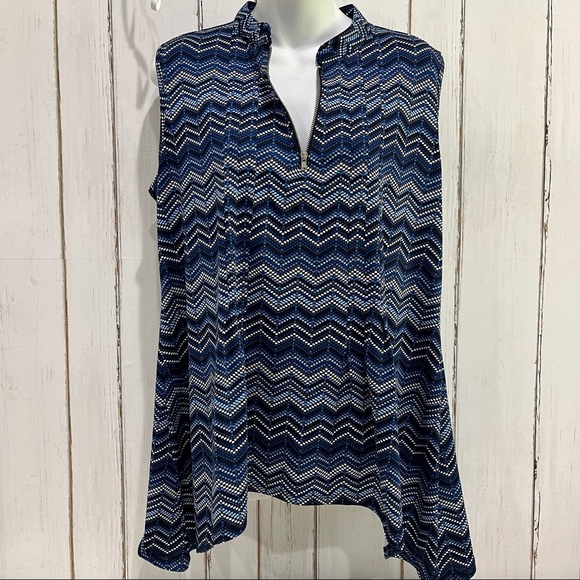 New Directions Blue & White Geometric Chevron Sleeveless Top, SzL - Picture 3 of 15